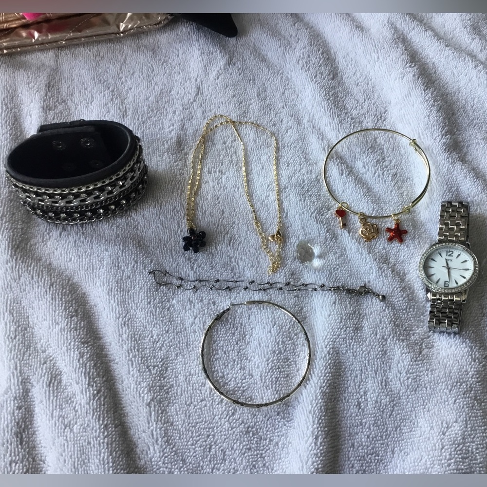 Misc jewelry lot